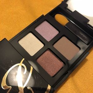 Estée Lauder eyeshadow